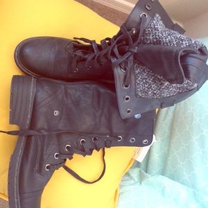 Black Folded Lace-Up Combat Boots